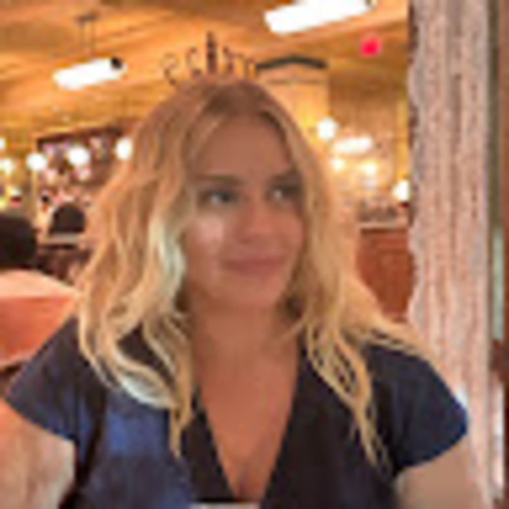 Meet your Posher, Amanda
